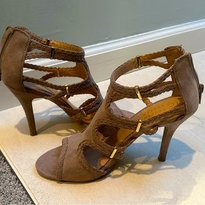 Taupe sandals in size 8